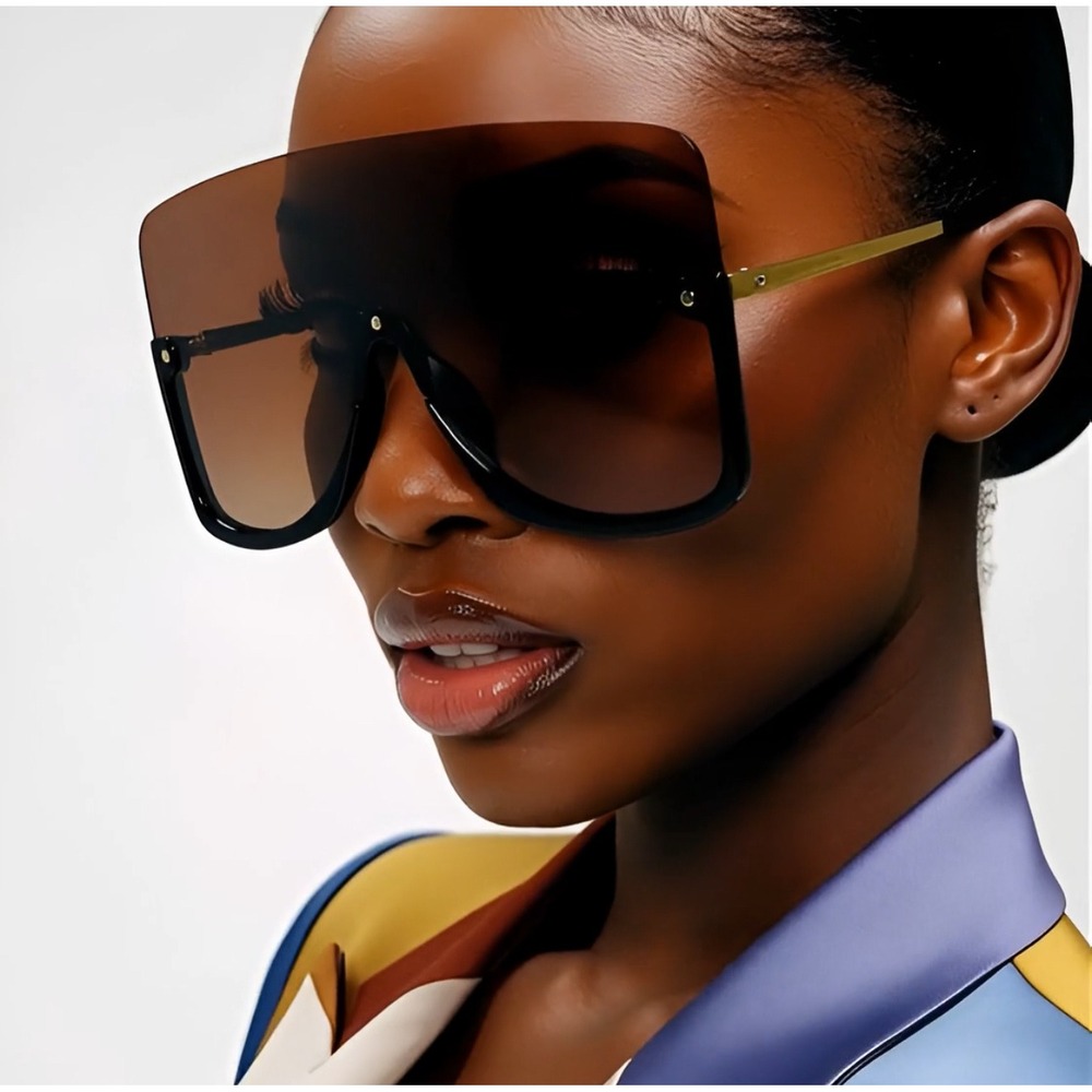 Sunglasses Women XXL Dark Brown Lens Fashion Gold Accents Helf Rimless‎ Lentes